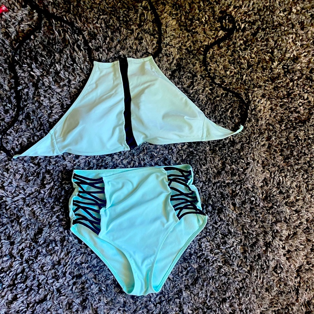 Swim suit